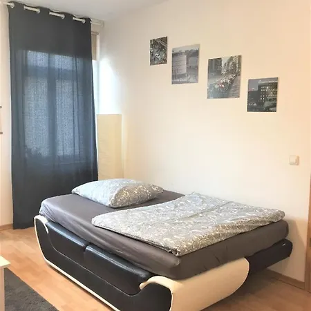 Leutzsch Am Leipziger Auenwald * Leipzig